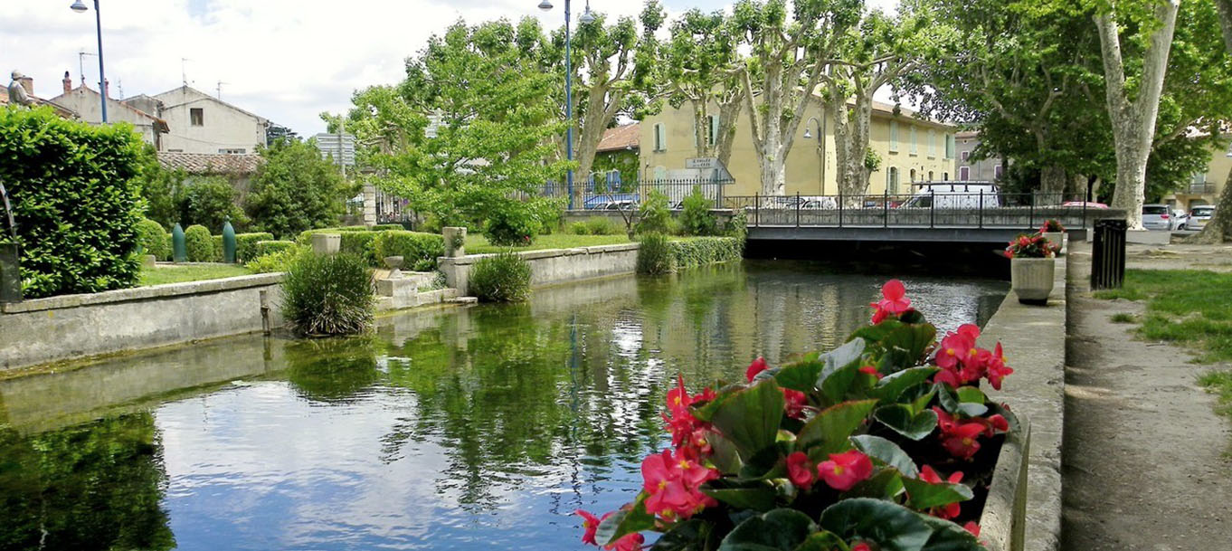 Vue de l'extérieur d'une maison du programme La Petite Venise à Goudargues (Gard) Vue de l'extérieur d'une maison du programme La Petite Venise à Goudargues (Gard)