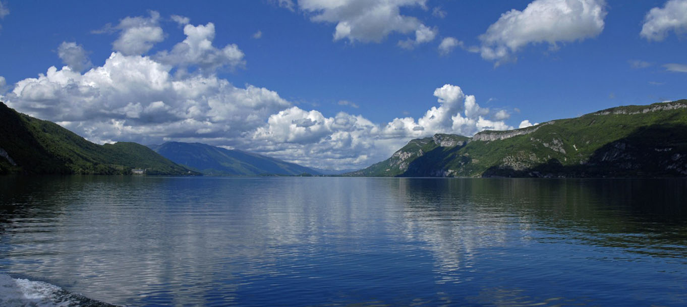 Page résidence vue sur le lac d'Aix-les-Bains Page résidence vue sur le lac d'Aix-les-Bains