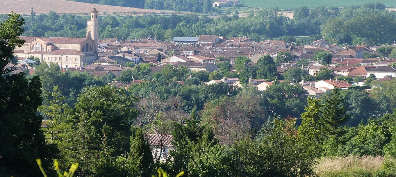 Vue de la résidence EHPAD des Alisiers à l'Isle-Jourdain Vue de la résidence EHPAD des Alisiers à l'Isle-Jourdain