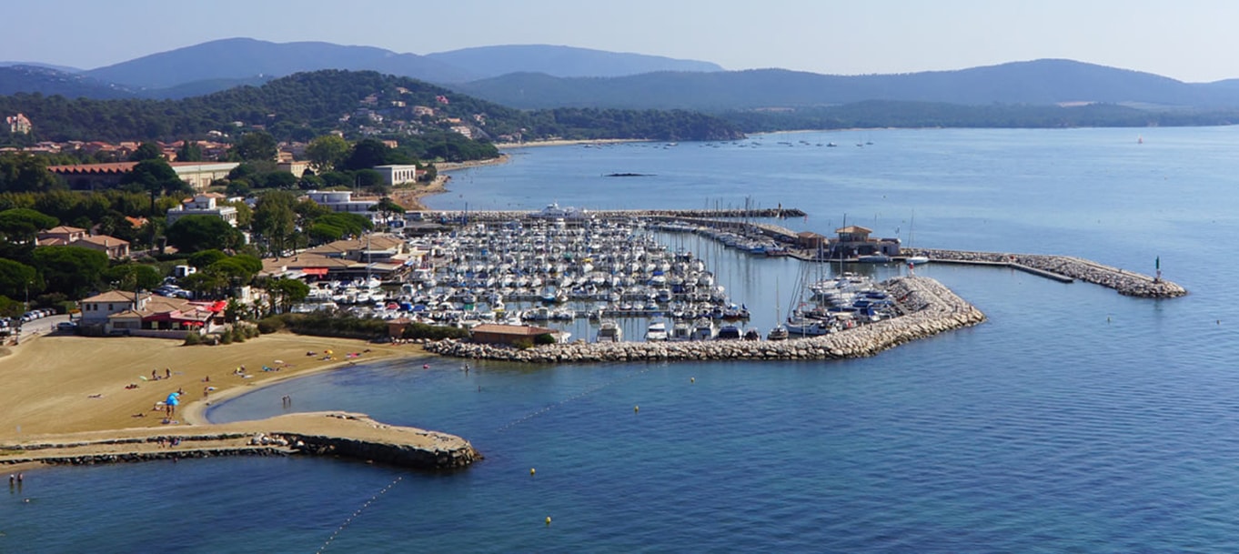 Vue de l’extérieur de la résidence Green Loft à La Londe les Maures (Var) Vue de l’extérieur de la résidence Green Loft à La Londe les Maures (Var)